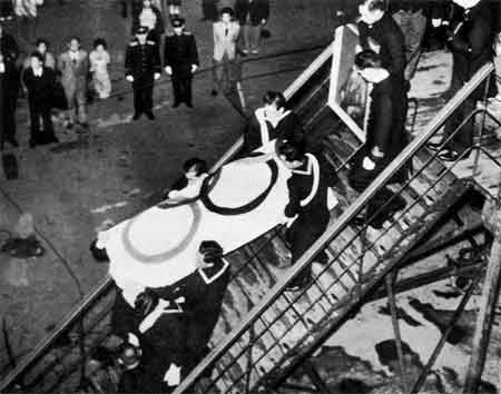 kano-coffin The Death of Jigoro Kano