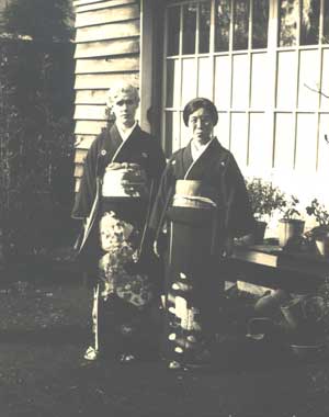 mayer3 Sarah Mayer: The First Non-Japanese Woman Awarded Black Belt Rank in Judo